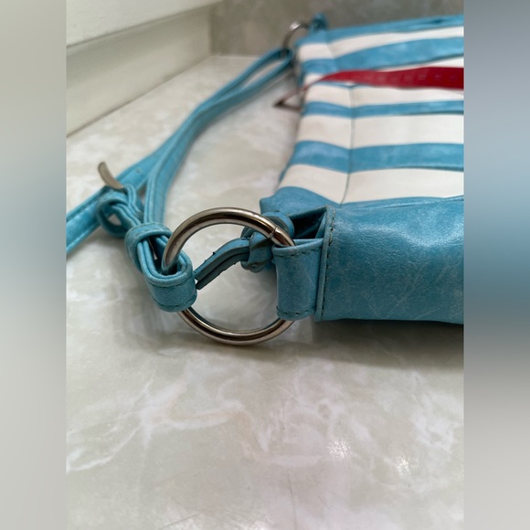 OKPTA Striped Turquoise and White Women's Bag cinches GUC rare and vintage style - Picture 9 of 13